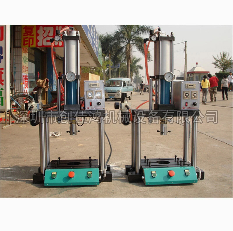 四柱兩板增壓壓床